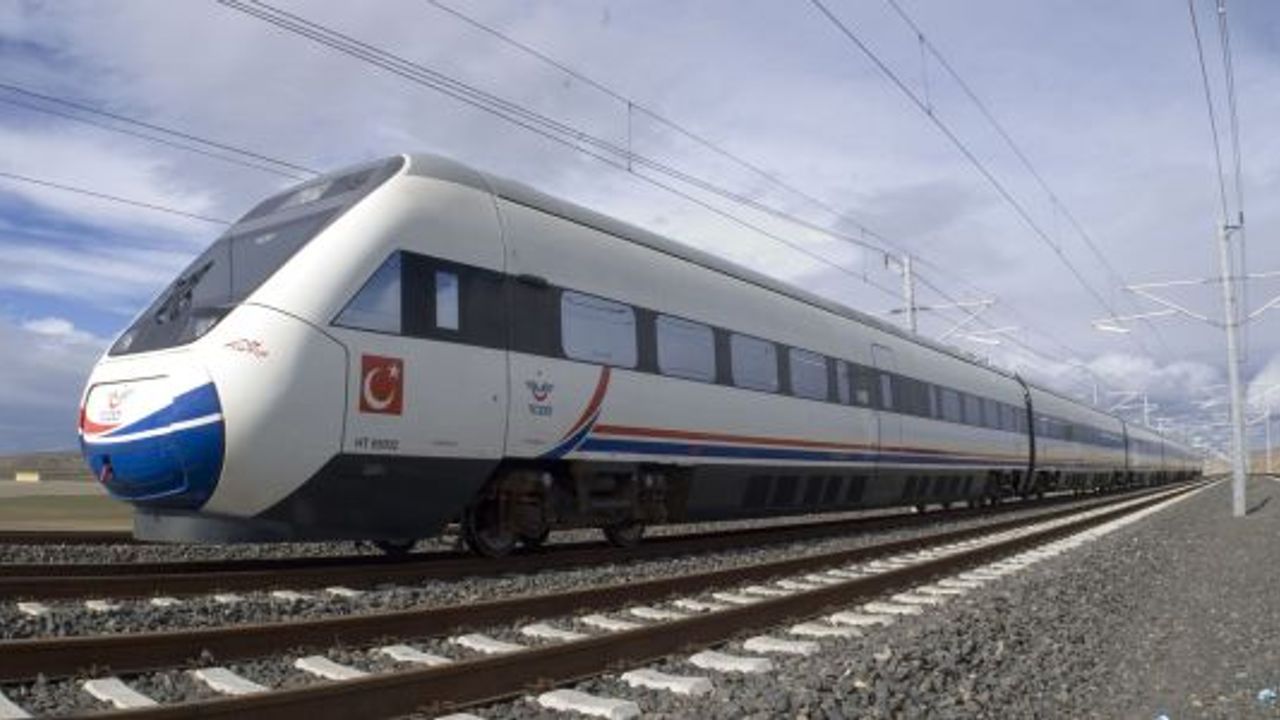 Ankara-İstanbul arasıyla birlikte YTH 20 milyon yolcu taşıyacak