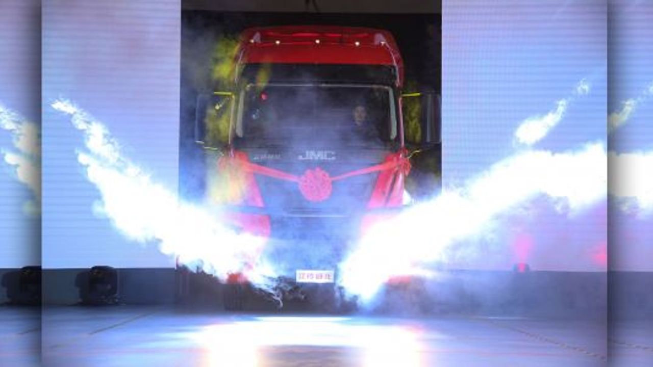 Ford Otosan Ecotorq motorlu kamyon Çin'de üretildi