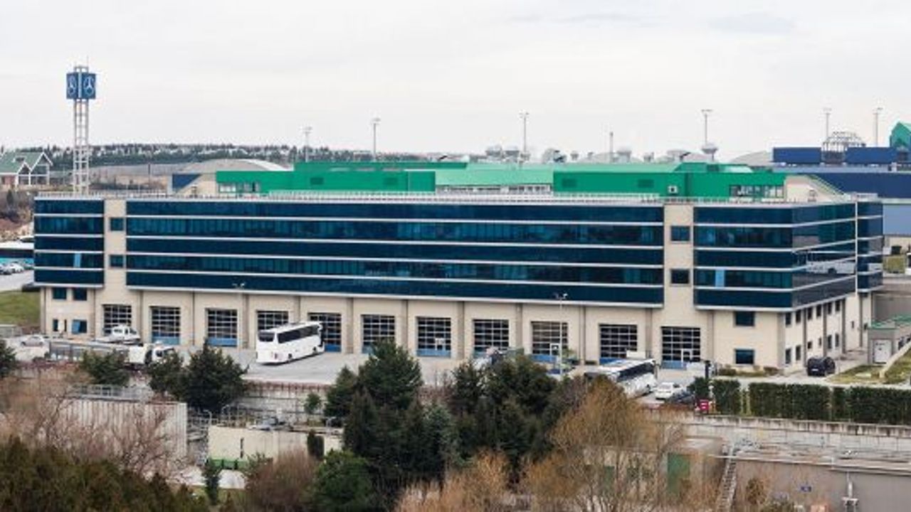 Mercedes, “Bilim ve Teknoloji Haftası”nı Kutladı