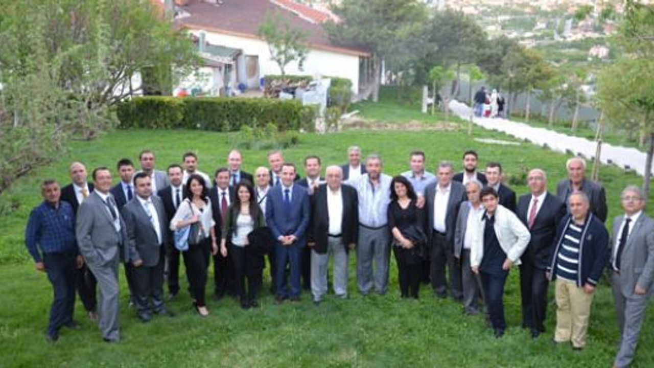 Mercedes-Benz Türk, şehirlerarası otobüs filo müşterileri ile bir araya geldi