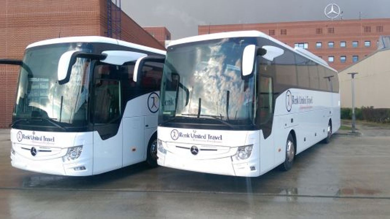Renk United Travel 2 Tourismo 15 aldı