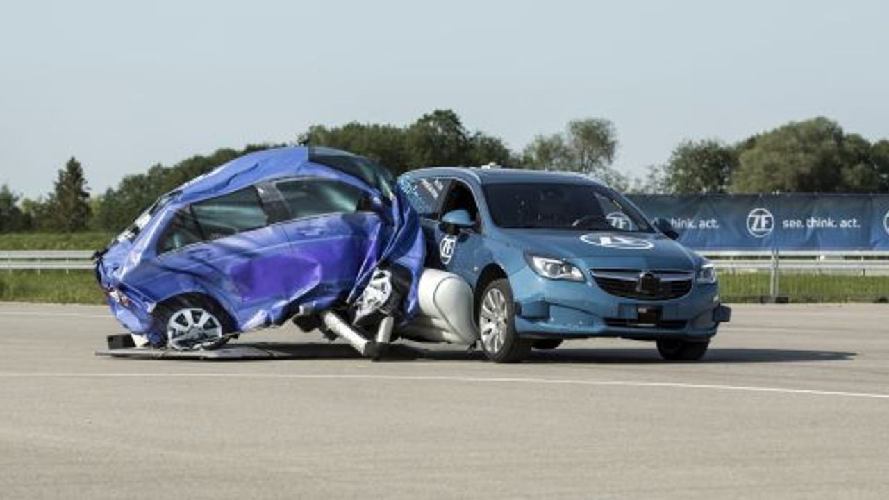 ZF,  hava yastığı ile can kayıplarını azaltıyor  