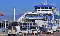 Bostanlı ve Üçkuyular Araba Vapuru otobüs-kamyon 700 TL, tır 1000 TL