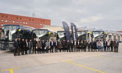 Mercedes-Benz Türk’ten Özlem Cizre Nuh’a 5 Adet Travego ve Tourismo Teslimatı