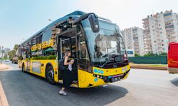 Mersin’de elektrikli otobüslere vatandaşlardan tam not