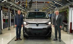 Citroën CEO’su Chardon Tofaş’ın Bursa Fabrikası’nı ziyaret etti