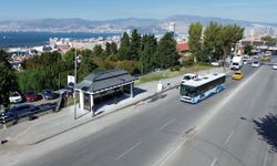 Otobüs duraklarında İzmir imzası