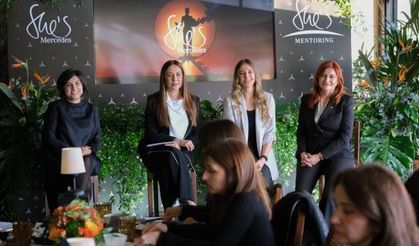 Mercedes-Benz, She’s Mentoring Programı ile Genç Kadınları Destekliyor