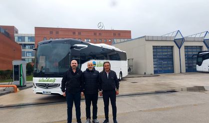 Hastalya’dan Esvip Turizm’e Mercedes-Benz Tourismo teslimatı