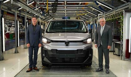 Citroën CEO’su Chardon Tofaş’ın Bursa Fabrikası’nı ziyaret etti