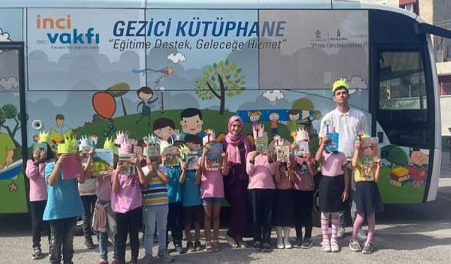 Anadolu Isuzu çocukları kitaplarla buluşturmaya devam ediyor