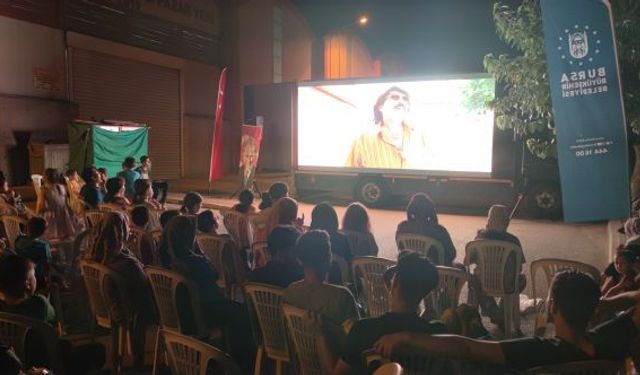 KAMYOLED Sineması yollarda