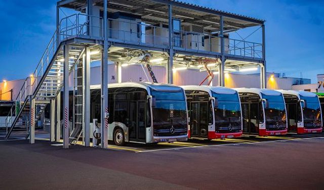 Daimler Buses eMobility Days 2.0’da elektrikli otobüs filoları için en yeni araç geliştirmeleri ve batarya çözümleri tanıtıldı