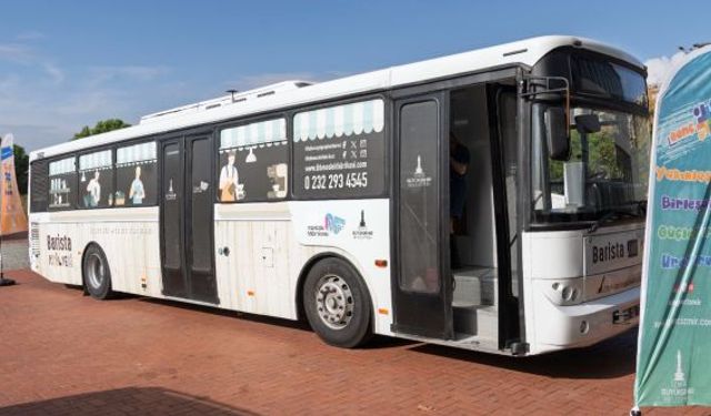 İzmir’in Mobil Barista Otobüsü yollarda