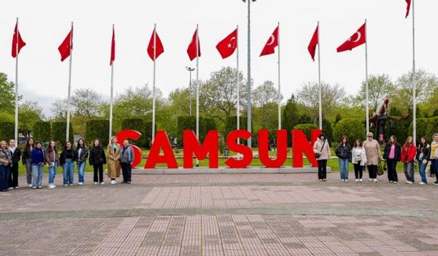 Mercedes-Benz Türk, 19 Mayıs’ı Samsun’daki Yıldız Kızlarla kutladı