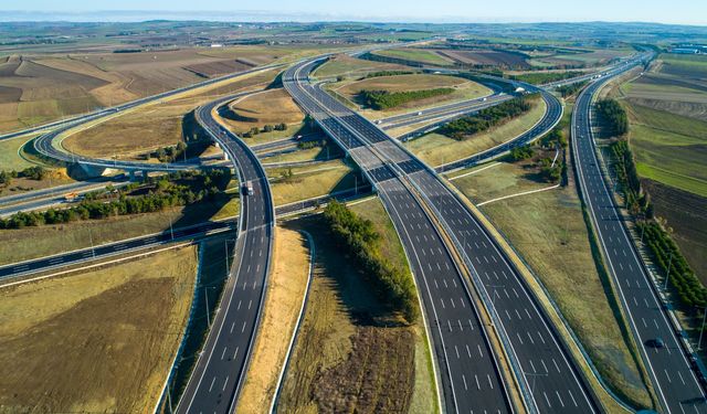 Otoyol ücretleri her yıl otomatik artacak