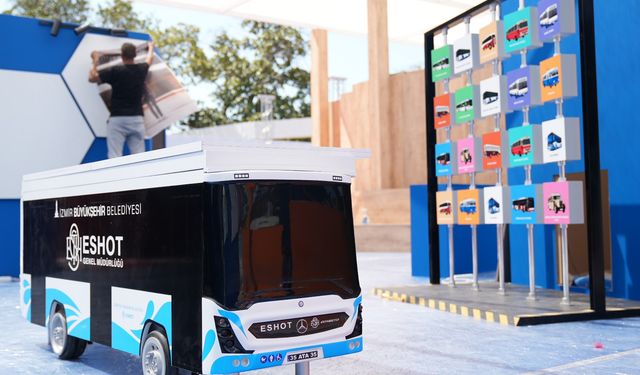 ESHOT standında ulaşım tarihine keyifli bir yolculuk var