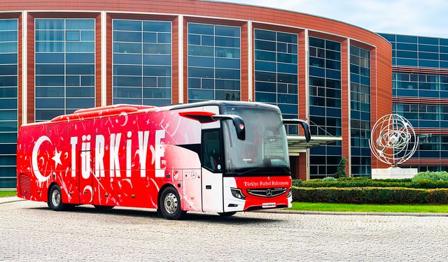 Mercedes-Benz Türk, A Milli Futbol Takımlarının Karayolu Ulaşım Sponsoru Olmaya Devam Ediyor