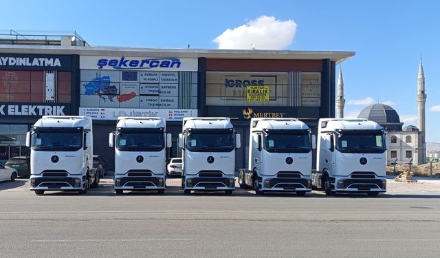 HESKA Motorlu Araçlar’dan Şekercan Uluslararası Nakliyat’a 5 adet Mercedes-Benz Actros teslimatı