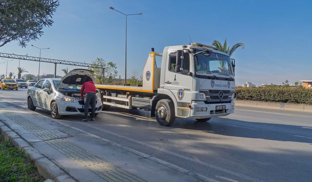 İzmir Büyükşehir Belediyesi ücretsiz çekici hizmeti sunuyor
