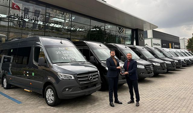 Hasmer Otomotiv’den Zemzem Turizm’e 35 Sprinter, 10 Vito teslimatı