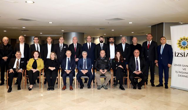 İZSİAD'da Yeni Dönem