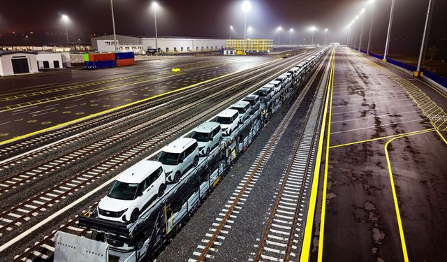 Ford Otosan’ın 2035 karbon nötr lojistik hedefine dev adım: Türkiye ve Romanya Arasında Demiryolu Köprüsü Kuruldu