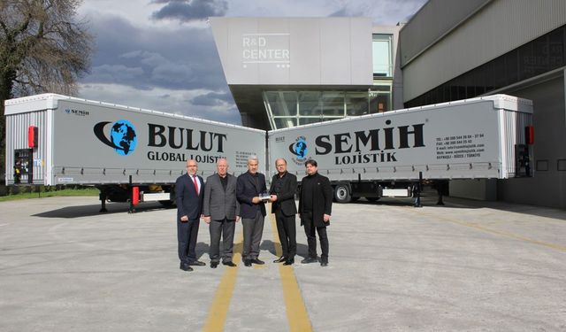 TIRSAN Semih Lojistik’e 20 adet Tenteli Perdeli Multi-Ride teslim etti