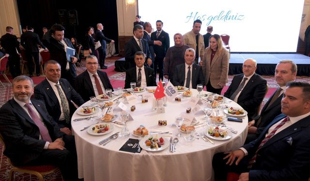 Nakliyeciler UND iftarında buluştu