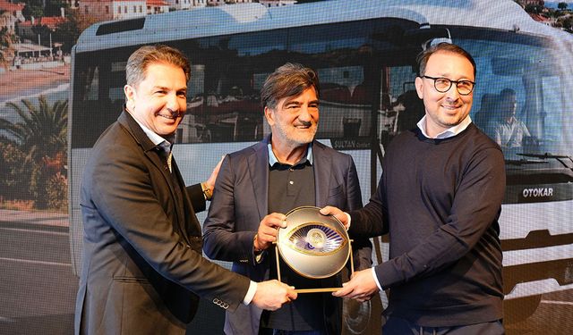Otokar'dan Sena Tur'a 241 araç teslimatının 201’ini Antalya'da teslim etti