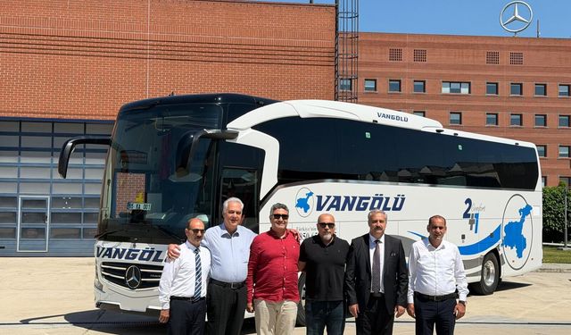 Hastalya Otomotiv’den Van Gölü Turizm’e Travego teslimatı