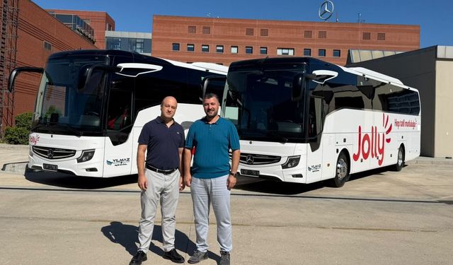 Hassoy Otomotiv’den Yılmaz Tur’a 2 Tourismo teslimatı