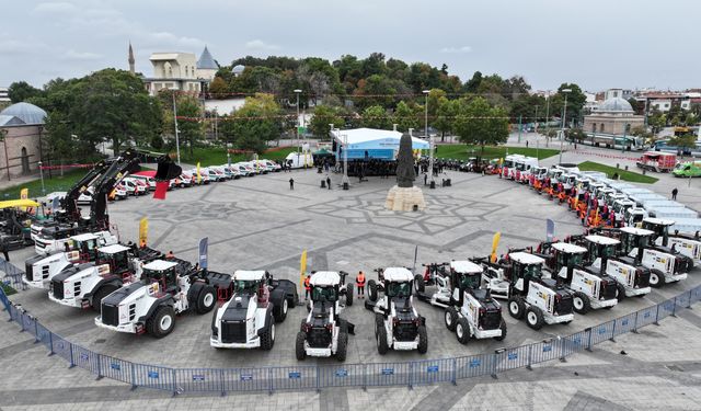 Konya Büyükşehir’den 419 milyon TL’lik 54 araç yatırımı