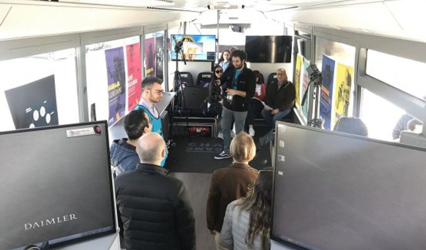 Değişim Otobüsü Mercedes-Benz Türk'te