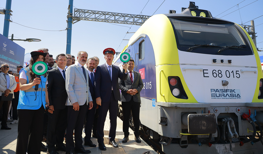 İpek Yolu’nda Yeni Dönem: Çin'den Avrupa’ya İlk Tren İstanbul’dan Uğurlandı
