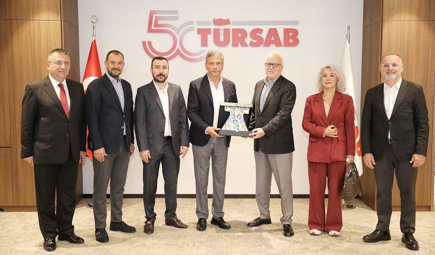 TUİDER yönetimi TÜRSAB Başkanı Firuz Bağlıkaya’yı ziyaret etti