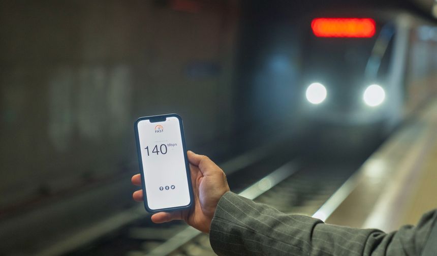 İzmir Metrosu’nda kesintisiz iletişim dönemi başladı