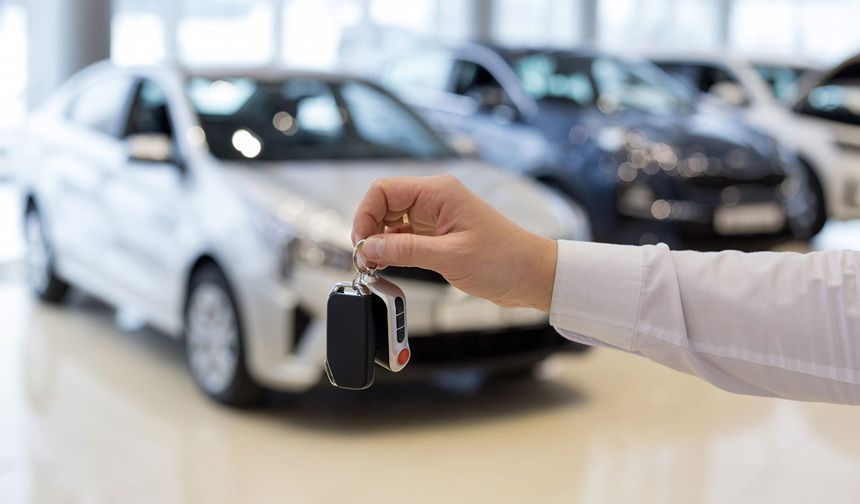 Otomobil Piyasası Görünümü:  Otomobil reel fiyatlarındaki yıllık negatif değişim sürüyor