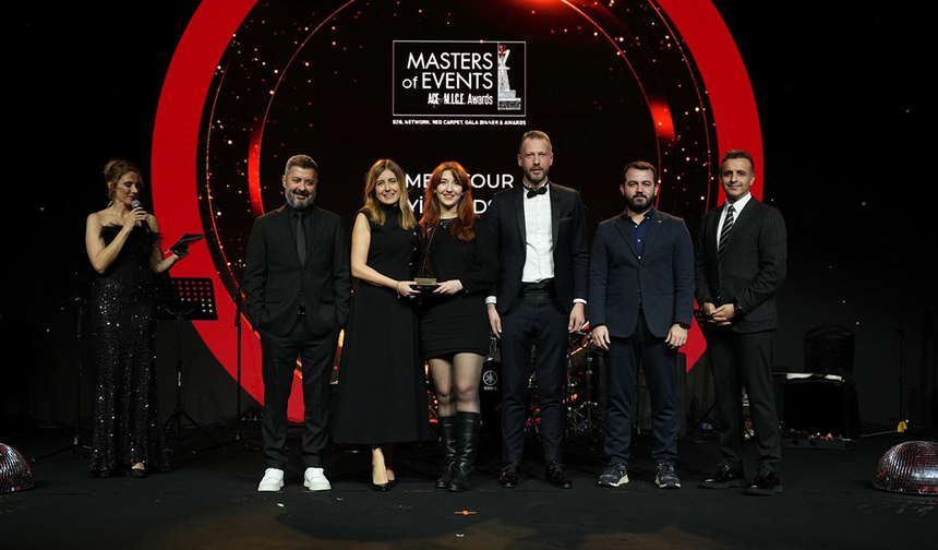 Mercedes-Benz Türk’ün Sağlık Bakım Tırı’na “En İyi Roadshow” Ödülü