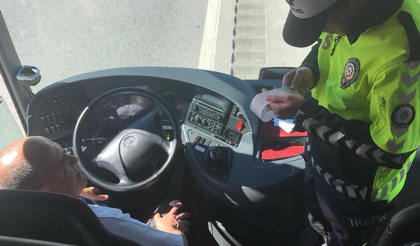 Sürücülere yönelik üst yaş sınırı olan 69 yaş kuralı uzatıldı