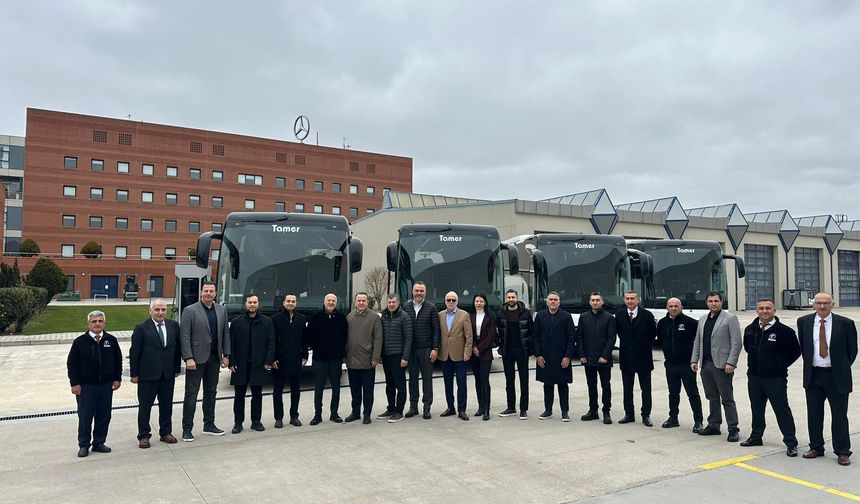 Gelecek Otomotiv’den Tamer Turizm’e 4 adet Tourismo teslimatı