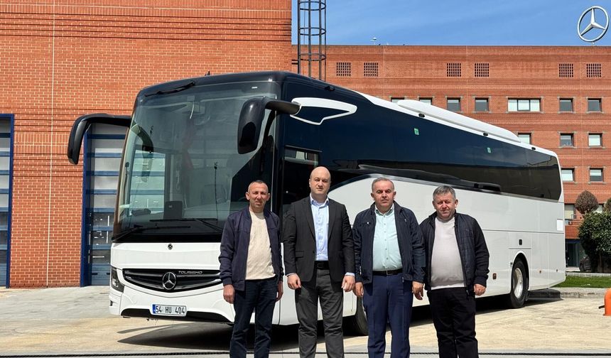 Hassoy Otomotiv’den İka Nakliyat’a Tourismo 15 teslimatı