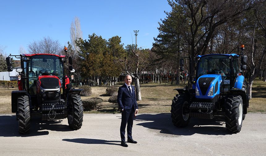 Konya Tarım Fuarı’nda TürkTraktör Standını Ziyaret Edenlere New Holland T580B Kazanma Fırsatı