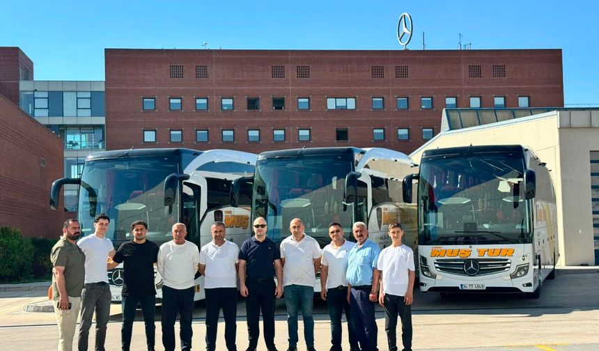 Hassoy Motorlu Vasıtalar’dan Lider Muş Tur’a 3 adet Travego teslimatı