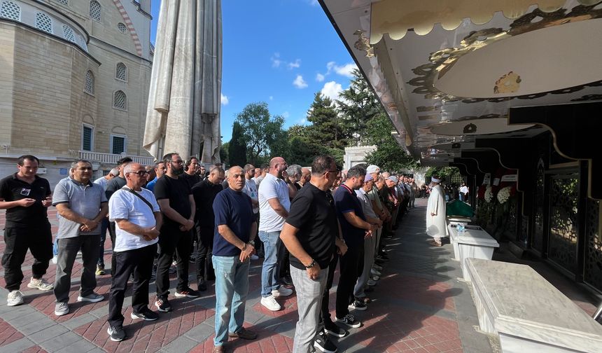 Eyüp Öksüz son yolculuğuna uğurlandı