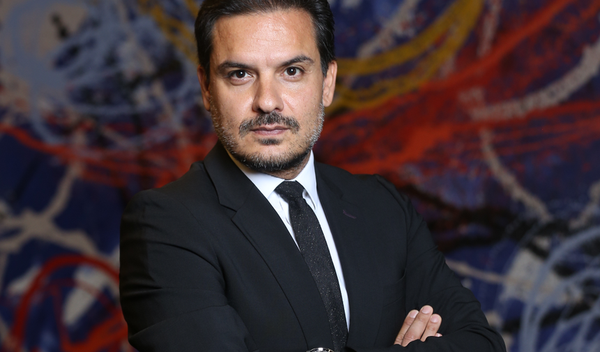 Otonom araçlar sigortada sorumluluğu yeniden tanımlıyor: Kazada sürücü mü, üretici mi, yazılım mı sorumlu olacak