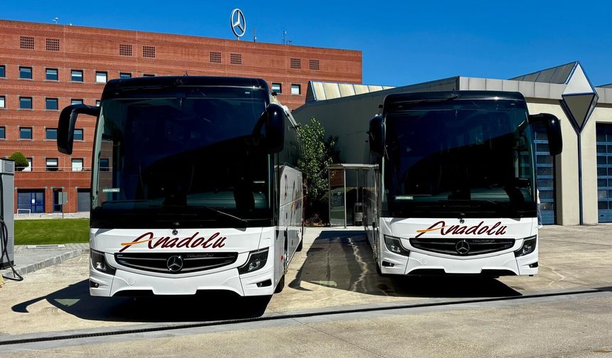 HASMER Otomotiv’den Nevşehir Dirikoç Seyahat’e 2 adet Tourismo teslimatı