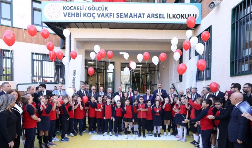Vehbi Koç Vakfı Semahat Arsel İlkokulu Gölcük’te açıldı