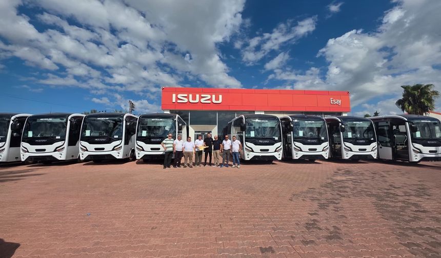 Anadolu Isuzu Ertanlar Taşımacılık’a 10 adet NovoLux teslim etti