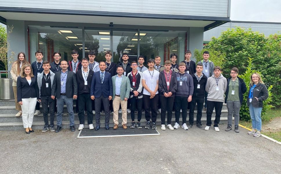 "Otokar ile Güçlü Yarınlar" Projesi İlk Yılında 550 Öğrencinin Geleceğine Değer Kattı